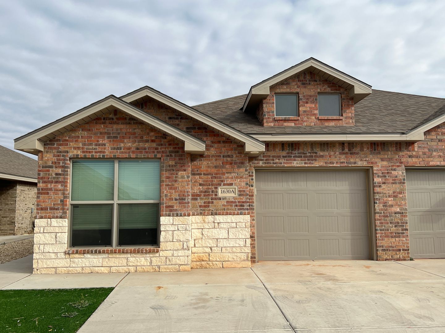 Three Bedroom Townhome in the Cooper School District 2 of 12
