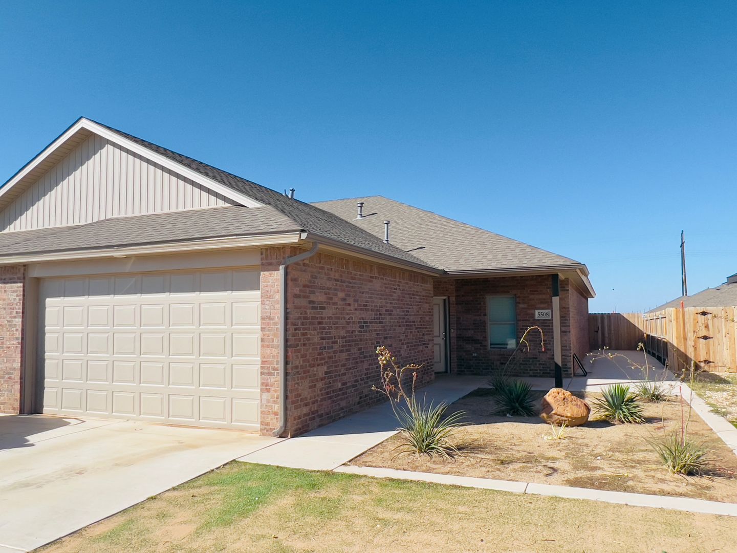 Lubbock House: 5508 Lehigh St.