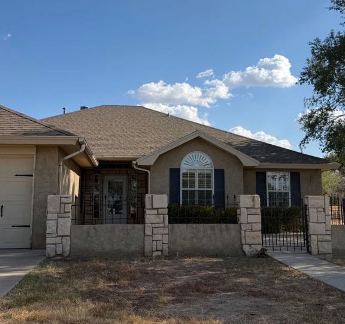 Shallowater House: 7811 Private Road 6030