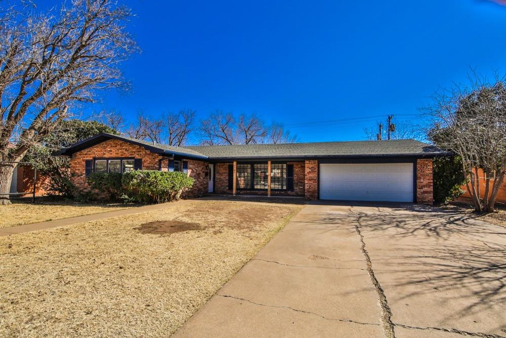 MOVE-IN SPECIAL: Beautifully Updated 3/2/2 Home Near Texas Tech