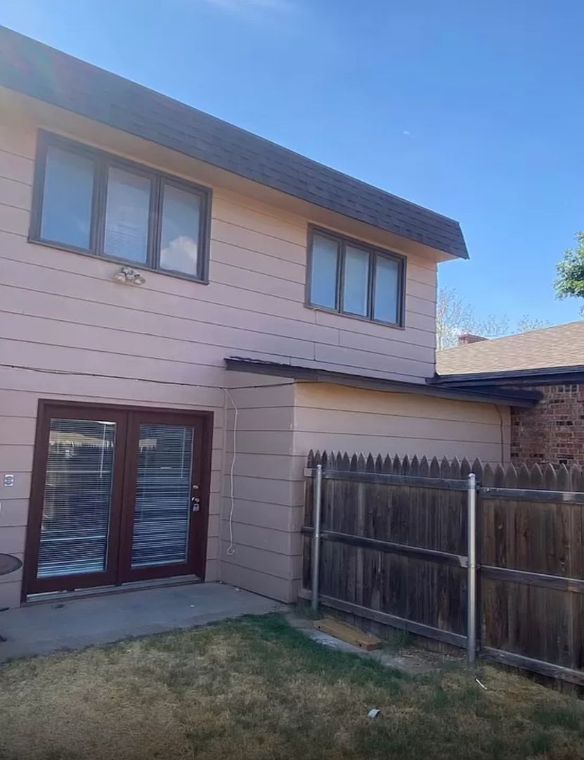 Lubbock Townhome: 2303 17th Street