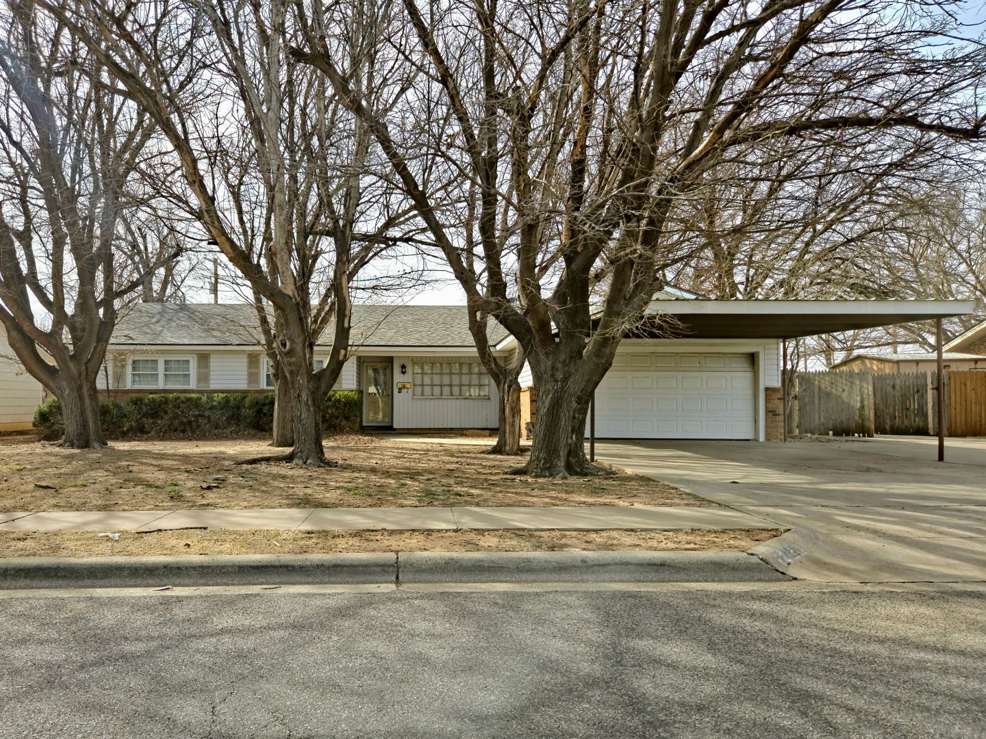 Lubbock House: 4821 13th Street