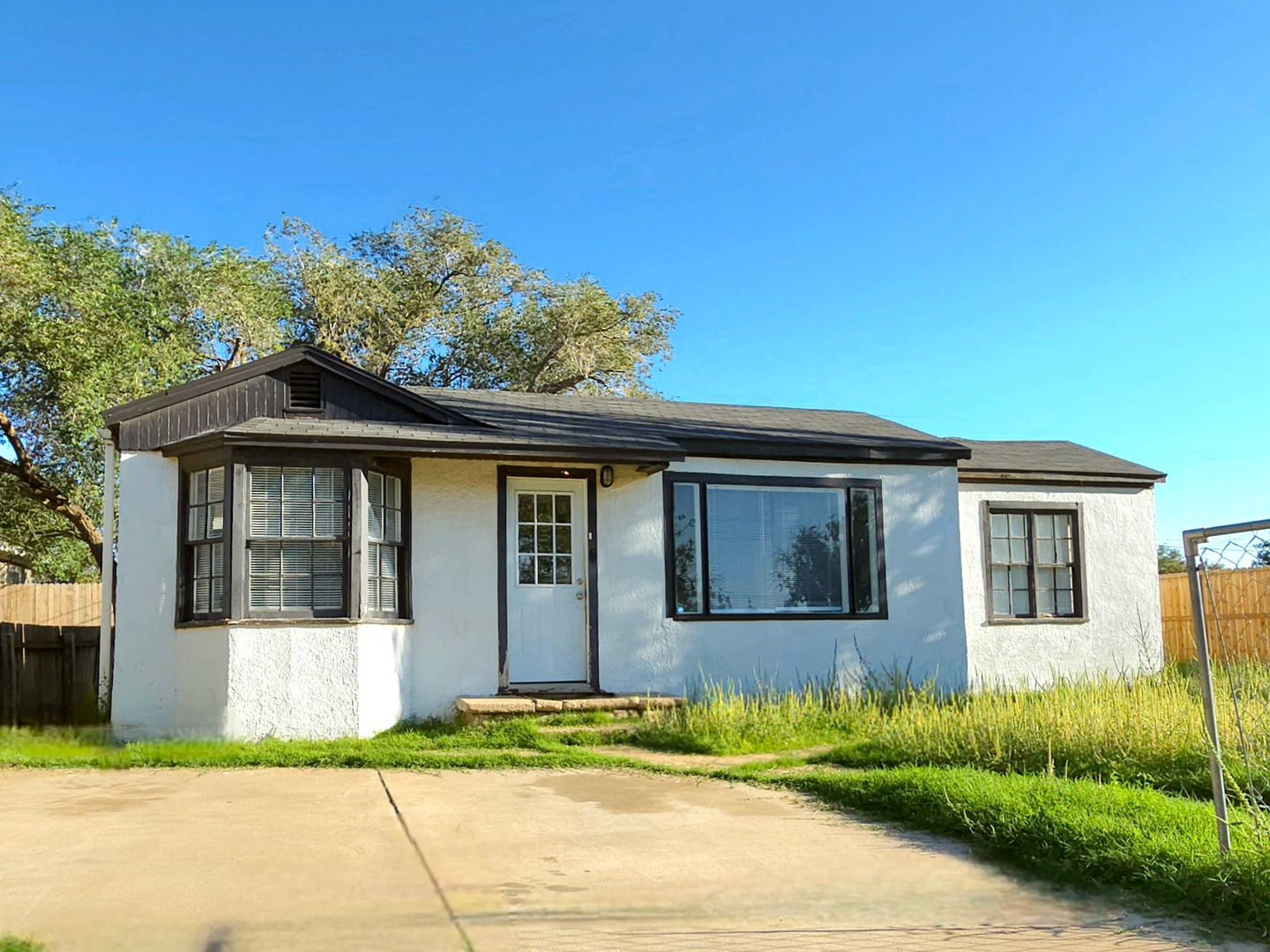 Lubbock House: 2602 Amherst Street