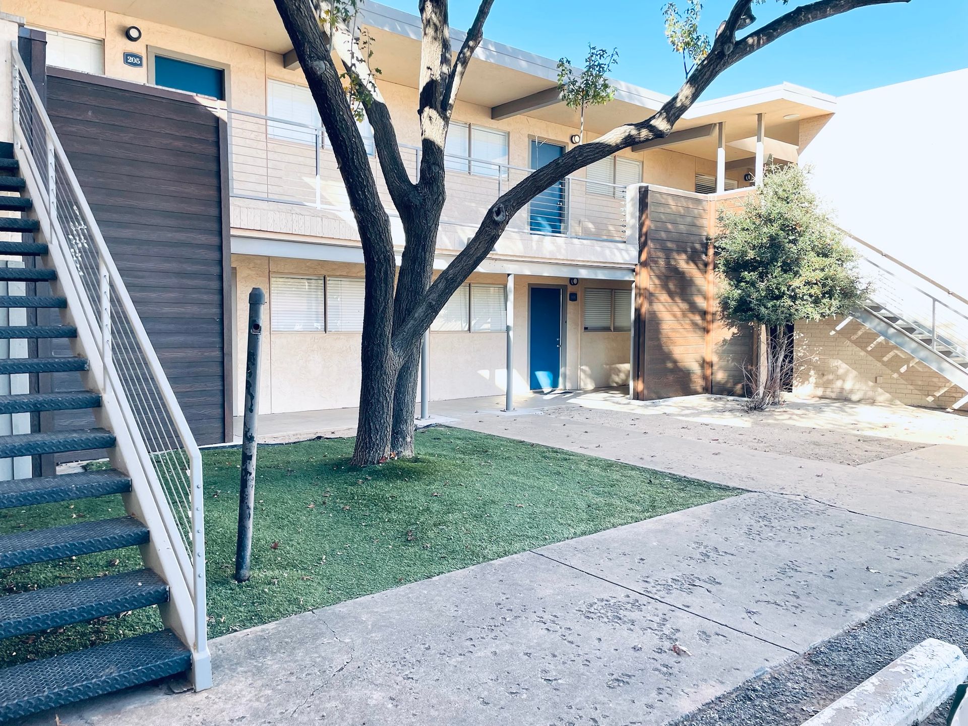 Lubbock Apartment: 2902 Vicksburg Ave.