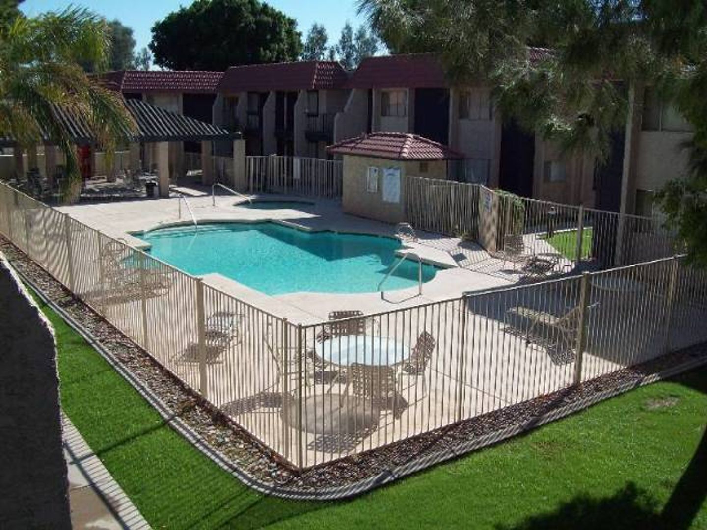 Tempe Apartment: 700 W University Drive