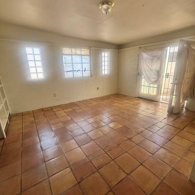 Affordable 2BR Home Near Tempe Hotspots – photo 1