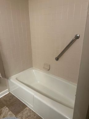 Listing photo thumbnail