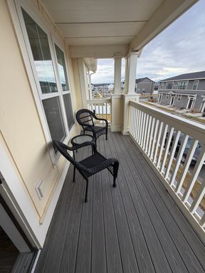 Listing photo thumbnail