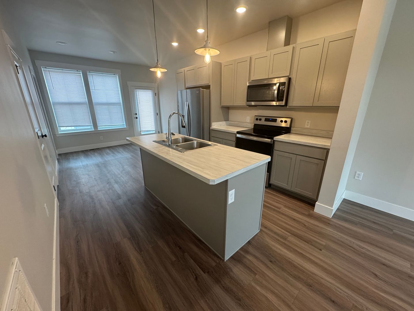 Billings House: 6095 Northstead Ave