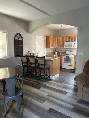 Listing photo thumbnail