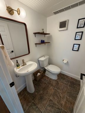 Listing photo thumbnail