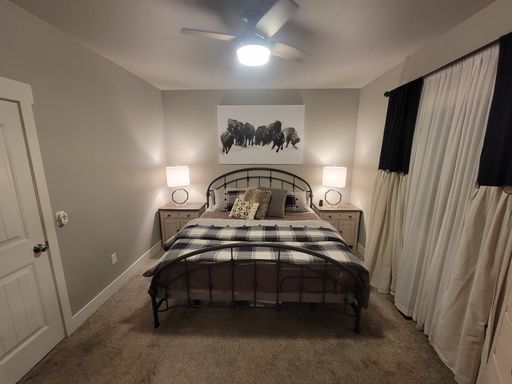 Listing photo thumbnail