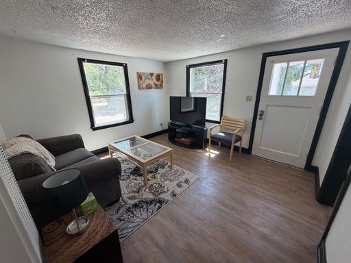 Listing photo thumbnail