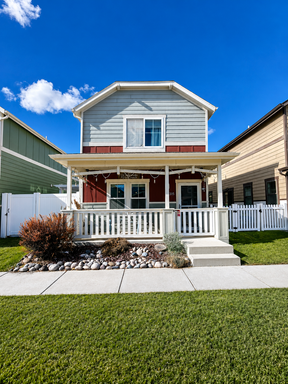 Listing photo thumbnail