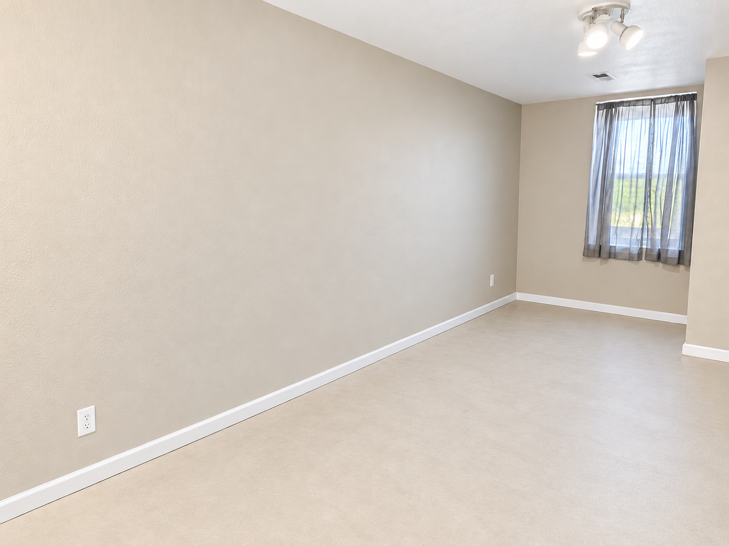 1923 8th Ave - Bottom Unit , 1/2, Billings, MT 59101