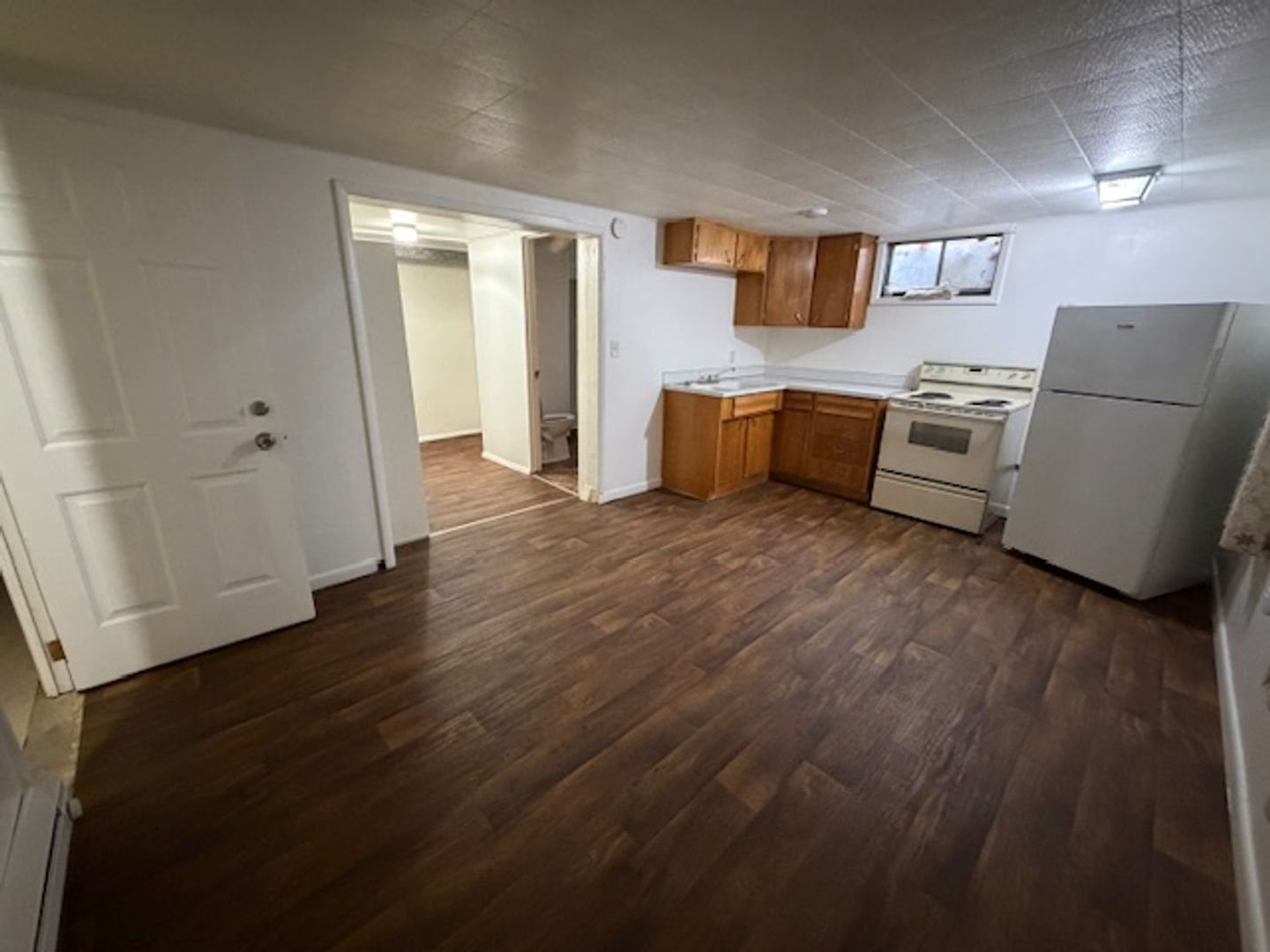 Billings Apartment: 932 Ave B