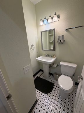 Listing photo thumbnail