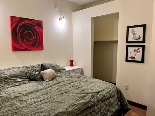 Listing photo thumbnail