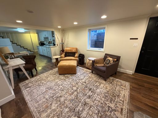 Listing photo thumbnail