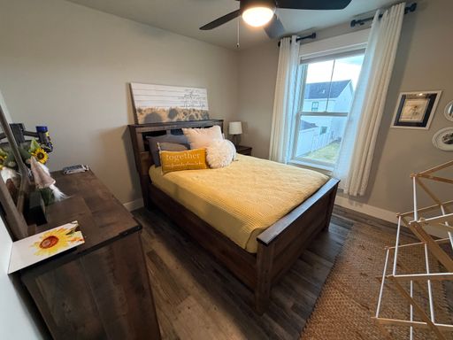 Listing photo thumbnail