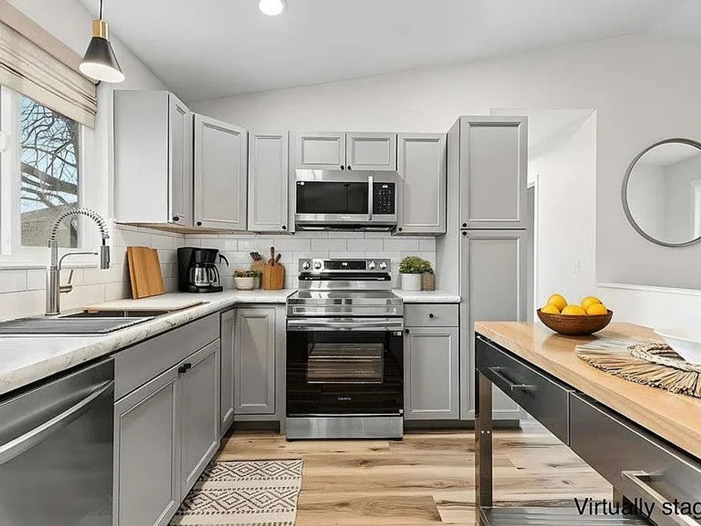 Billings Apartment: 252-254 Aristocrat Dr billings, MT 59105