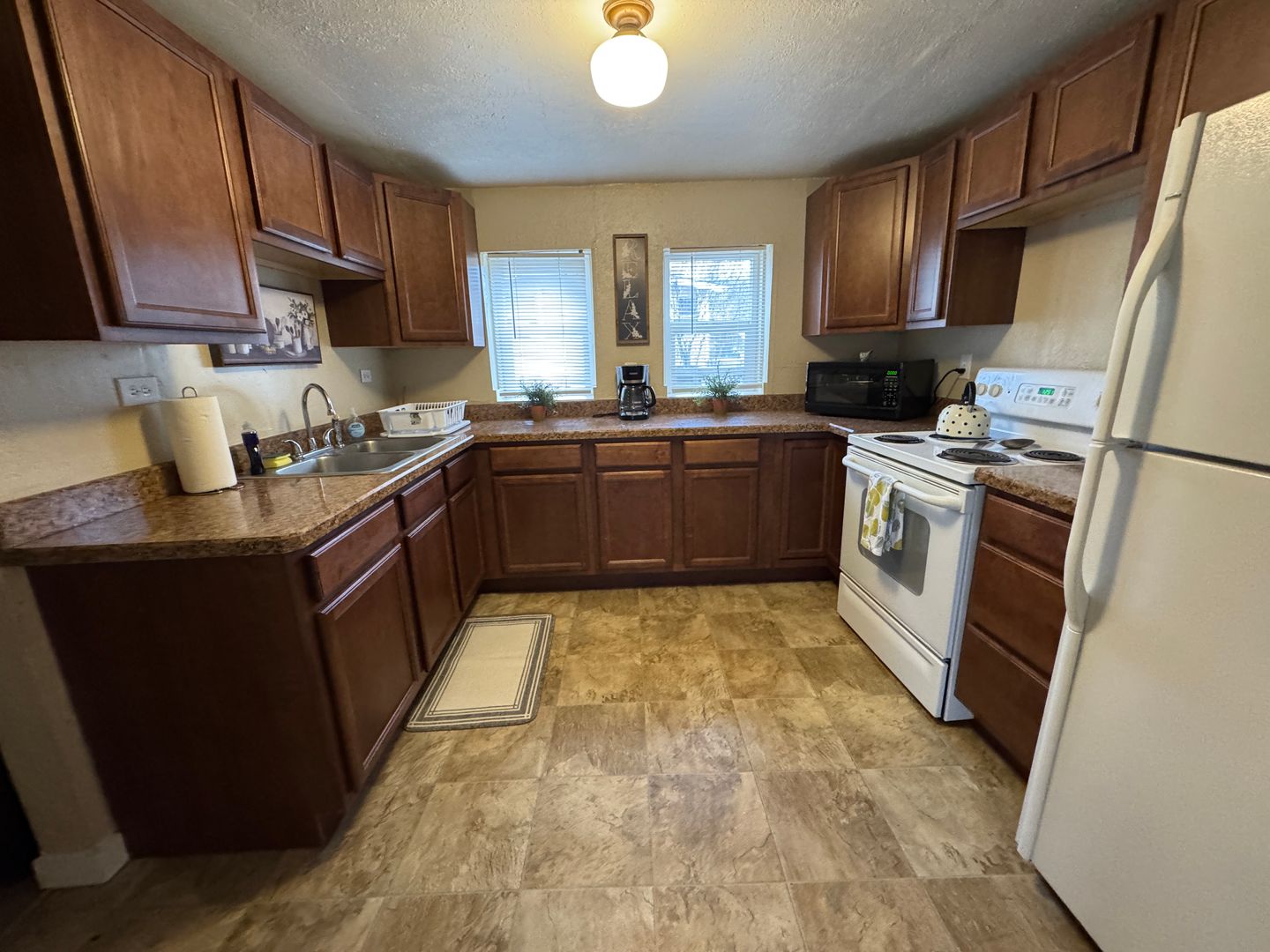 Billings Apartment: 1513 1st St W