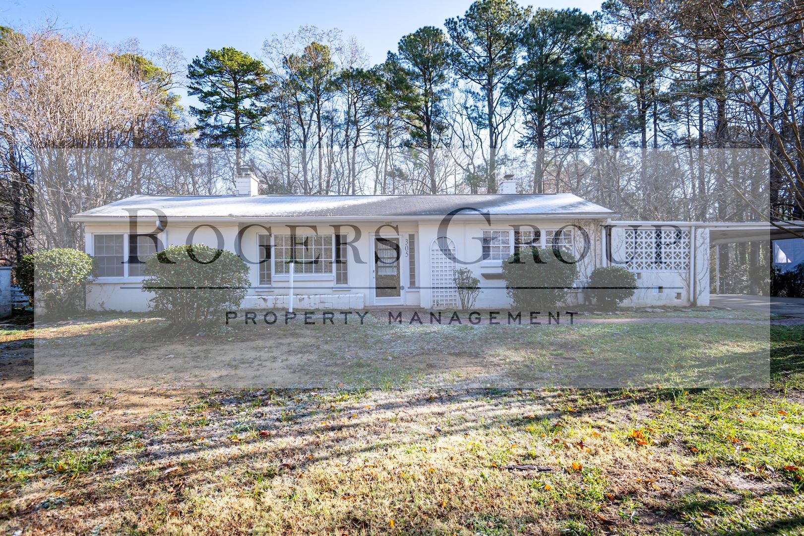 Henderson House: 305 White Oak Dr