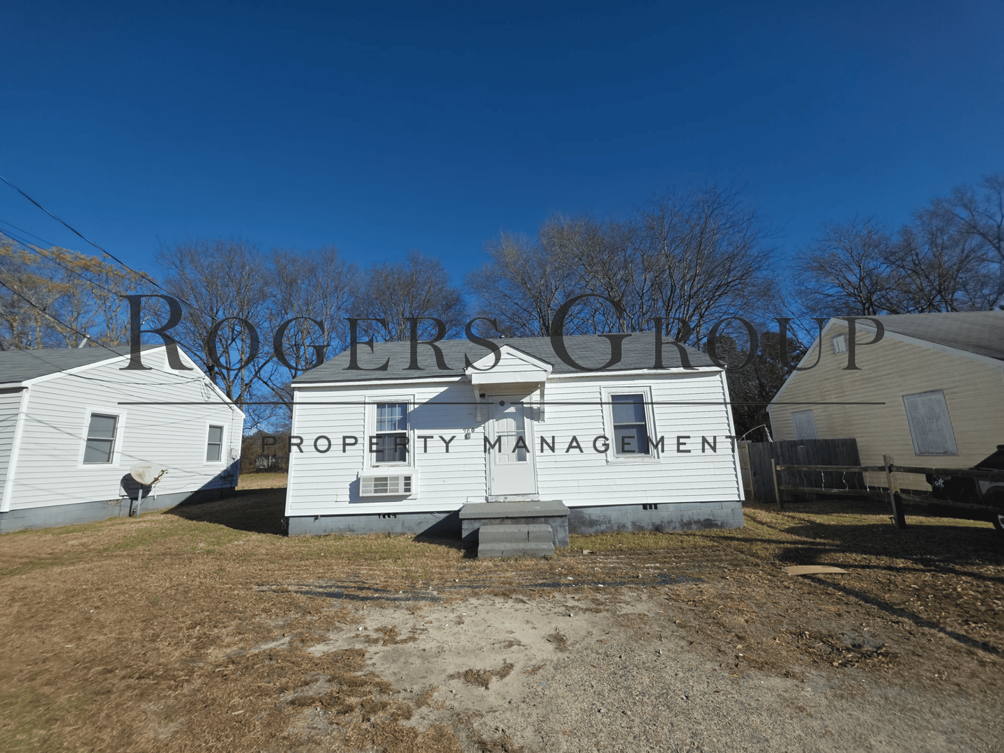 Henderson House: 980 Burr St