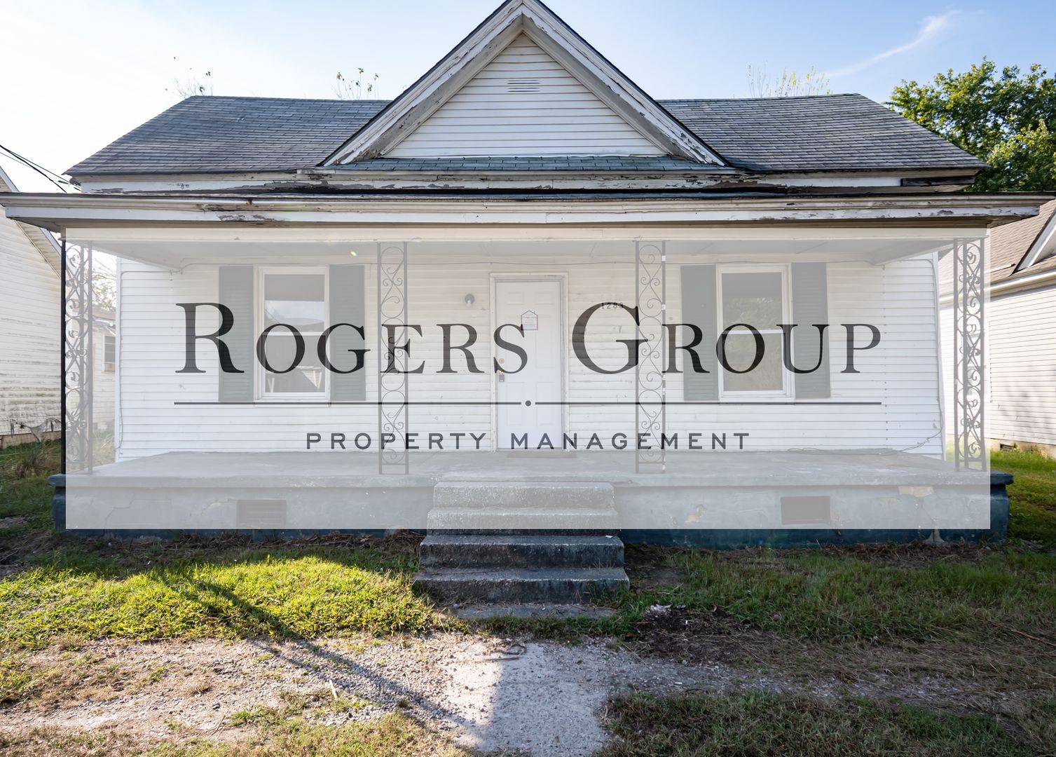 Henderson House: 1283 Walters St