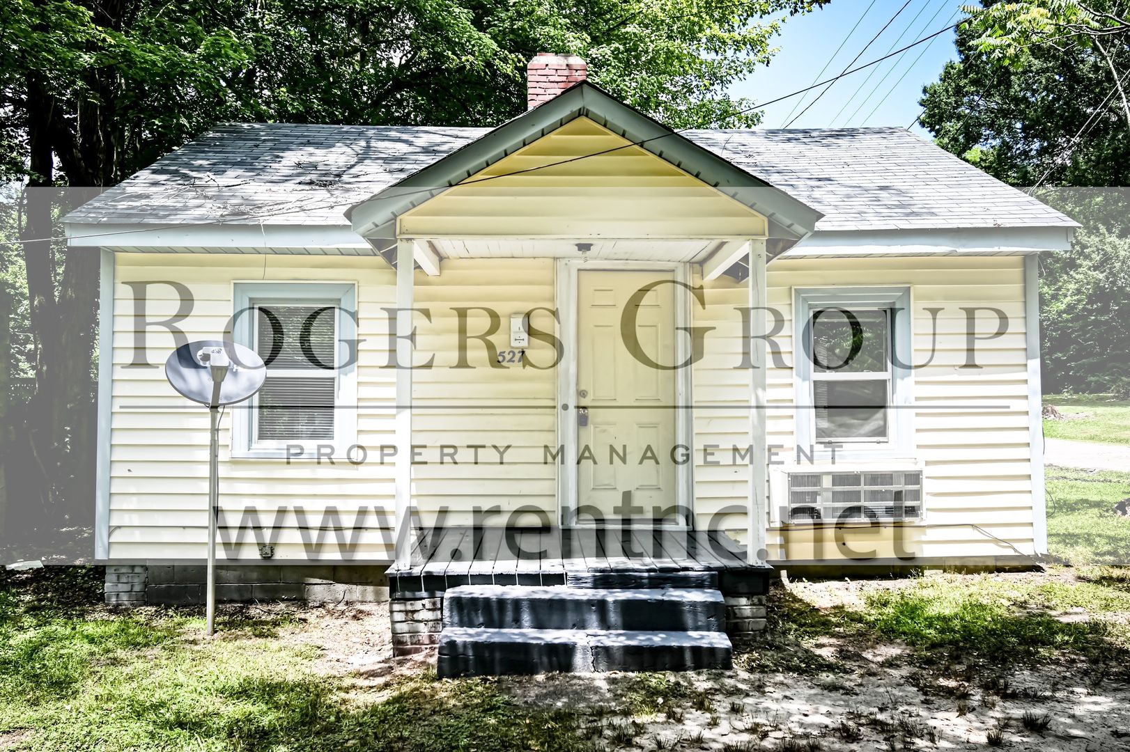 Henderson House: 527 Water St