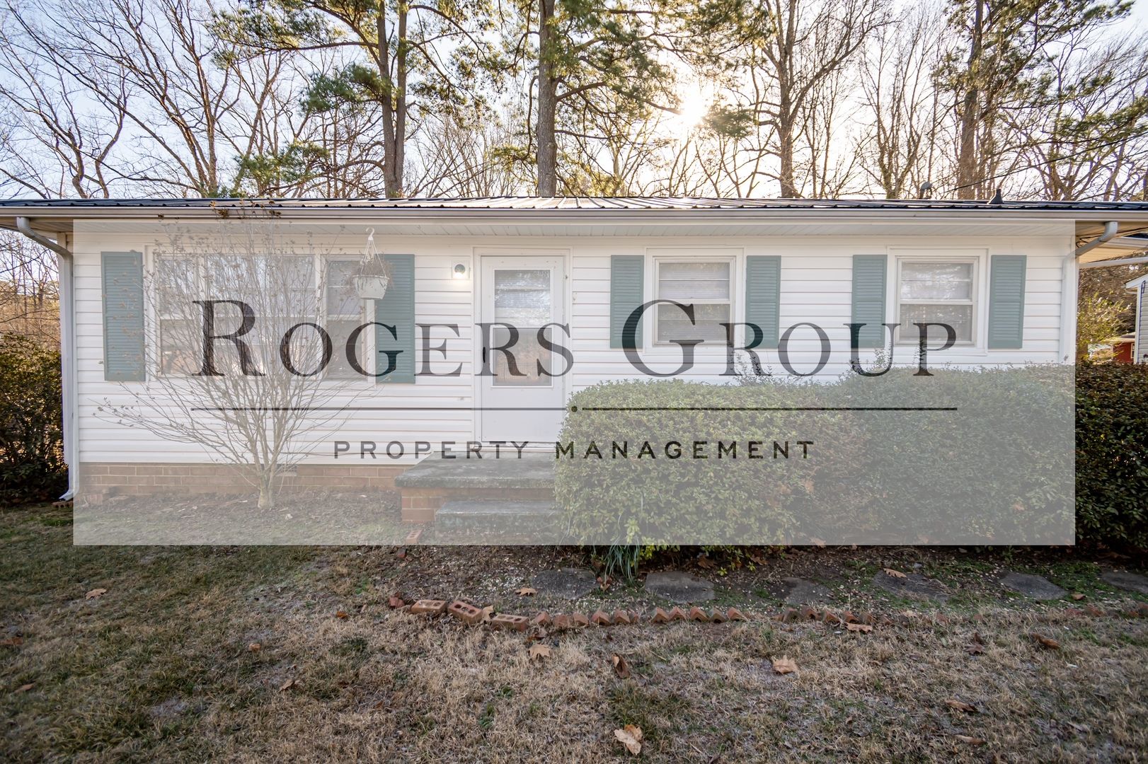 Henderson House: 881 Coble Blvd