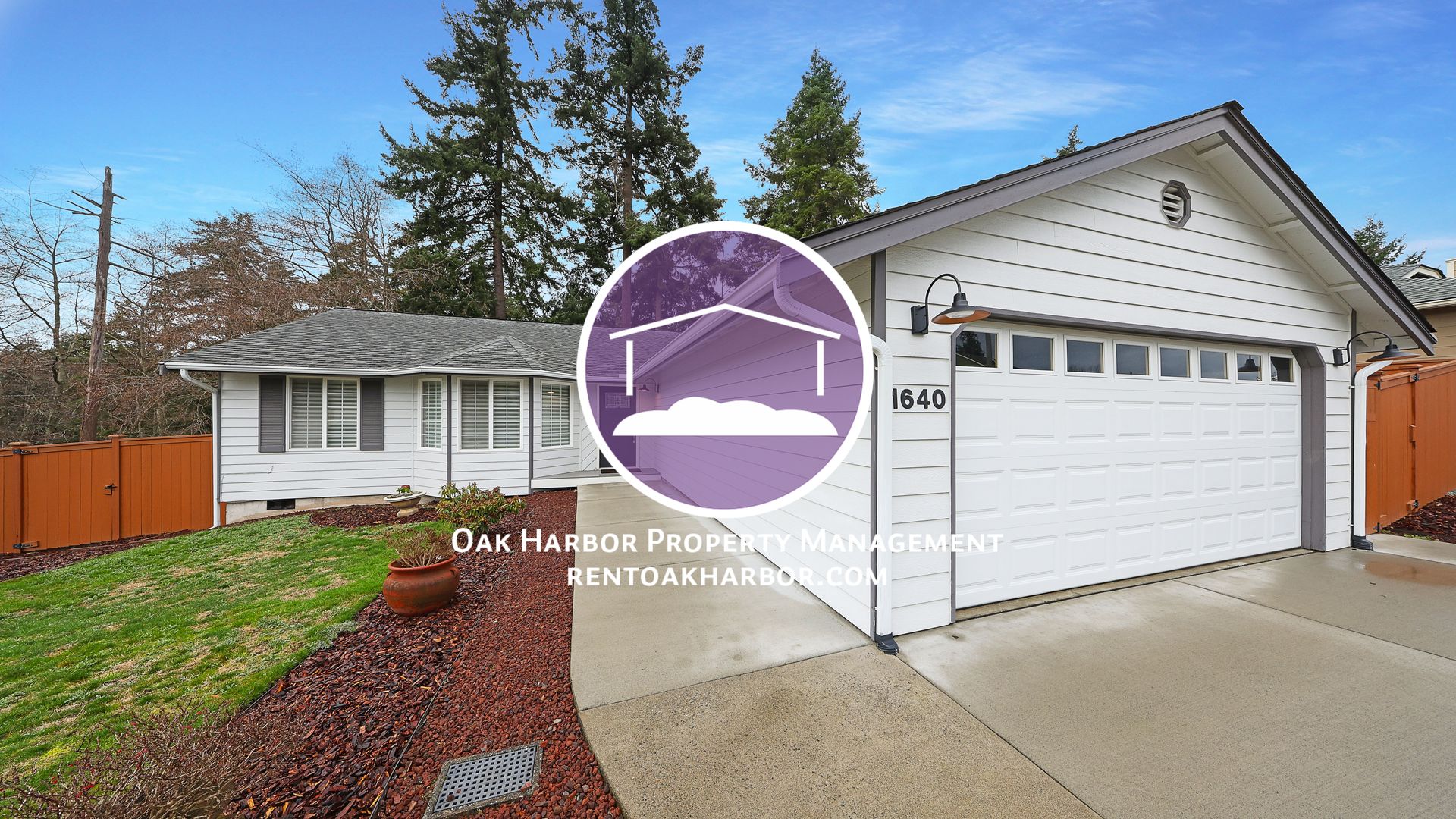 Oak Harbor House: 1640 Sw Ponsteen Dr