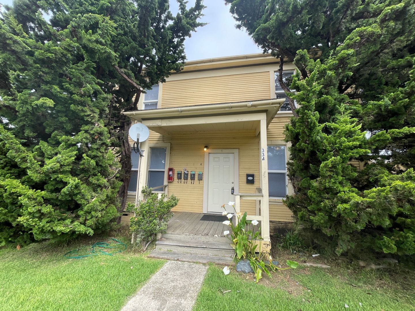 Eureka Apartment: 334 W. Del Norte