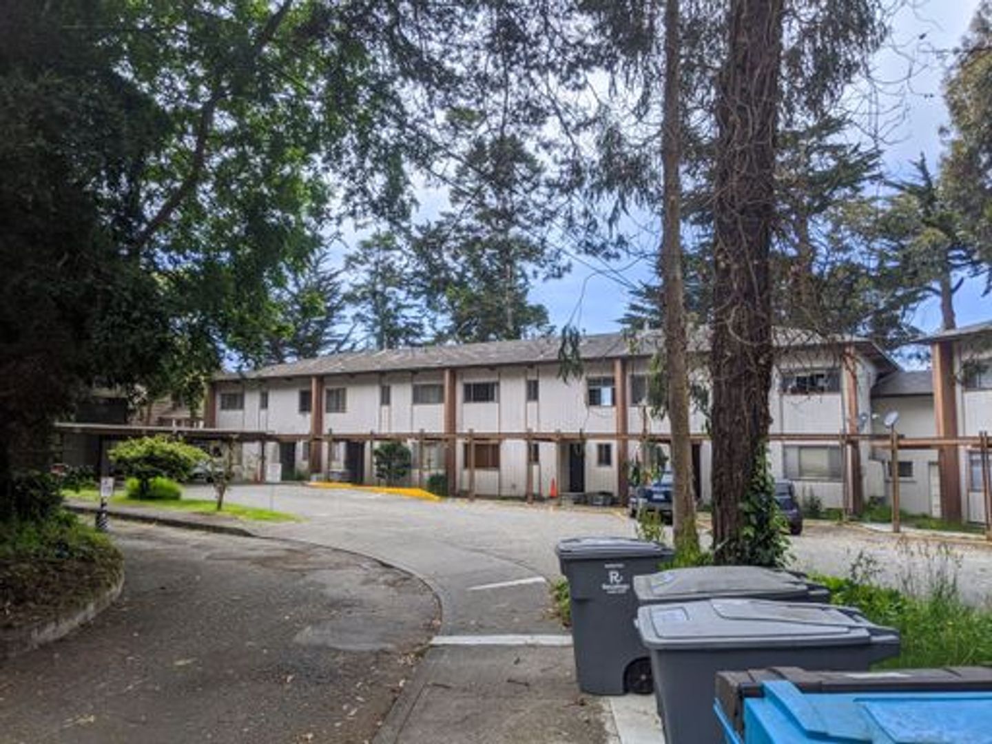 Eureka Apartment: 2610 Fairfield Street