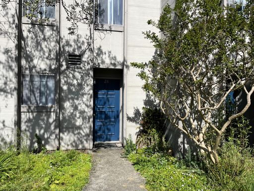 2 Bed, 1.5 Bath Apartment Near Cal Poly In The Heart Of Downtown Arcata! – photo 1