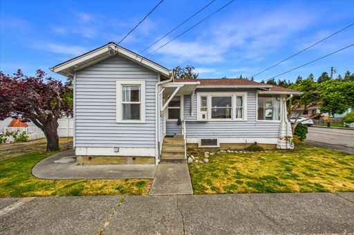 Pet-Friendly Centrally Located Fortuna Home Just Off Main Street! – photo 1