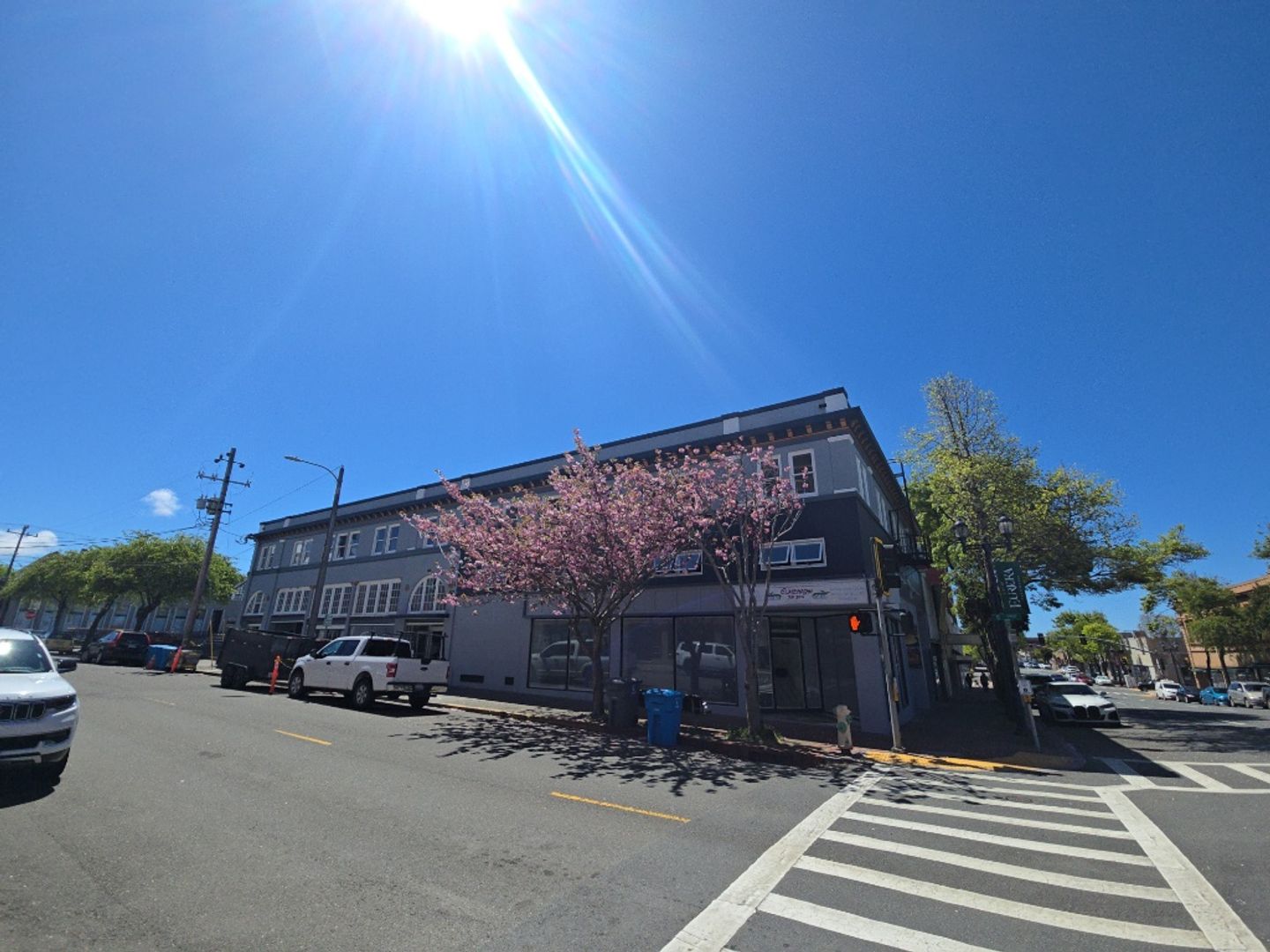 Eureka Apartment: 516 G St.