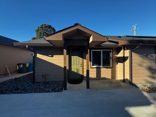 Charming New Construction 1 Bedroom 1 Bath in Eureka
