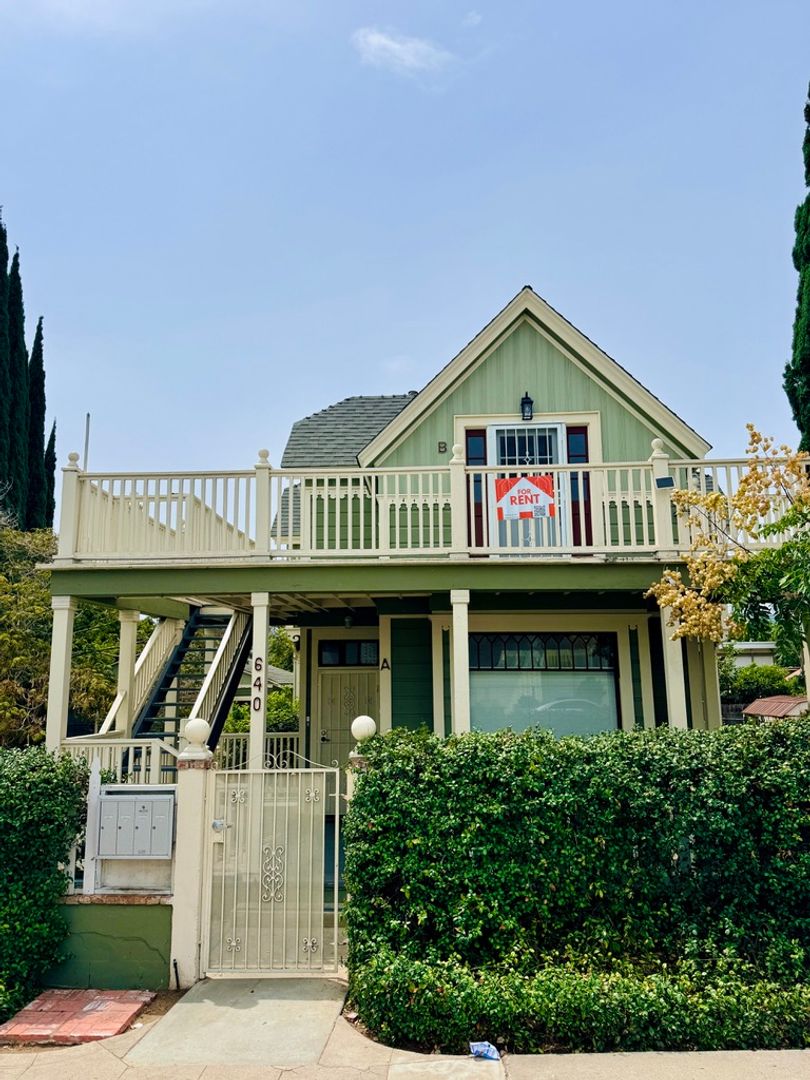 San Diego Apartment: 640 22nd St
