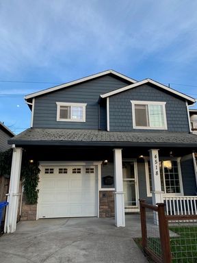 Charming SE Portland 3-Bedroom Home with Granite Kitchen, Gas Range, Garage & Private Yard – photo 1