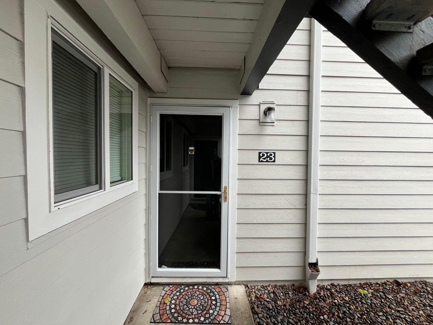 Beaverton Condo: 5482 SW Alger Avenue #F23