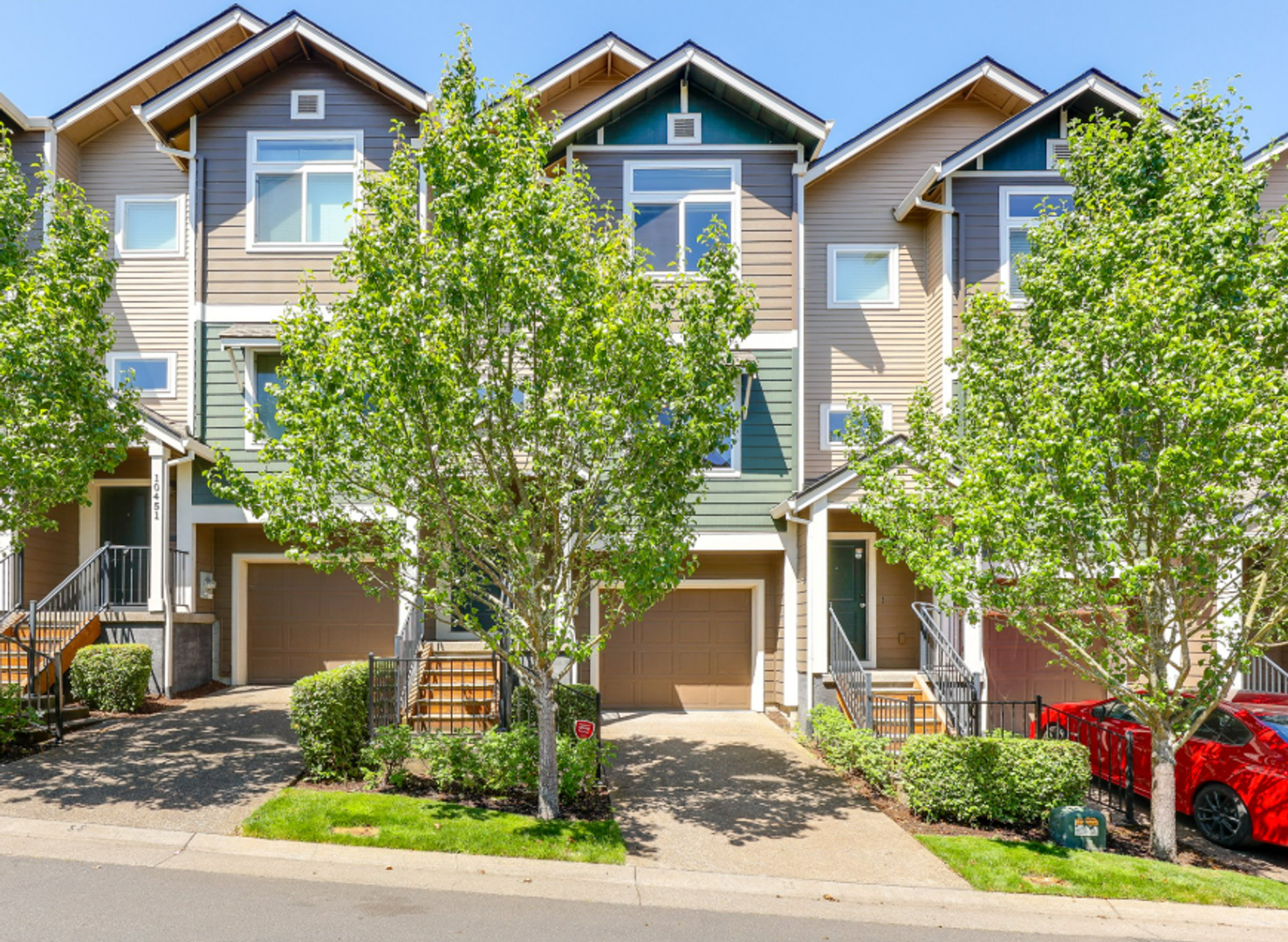 Hillsboro House: 10457 NE Park Ridge Way