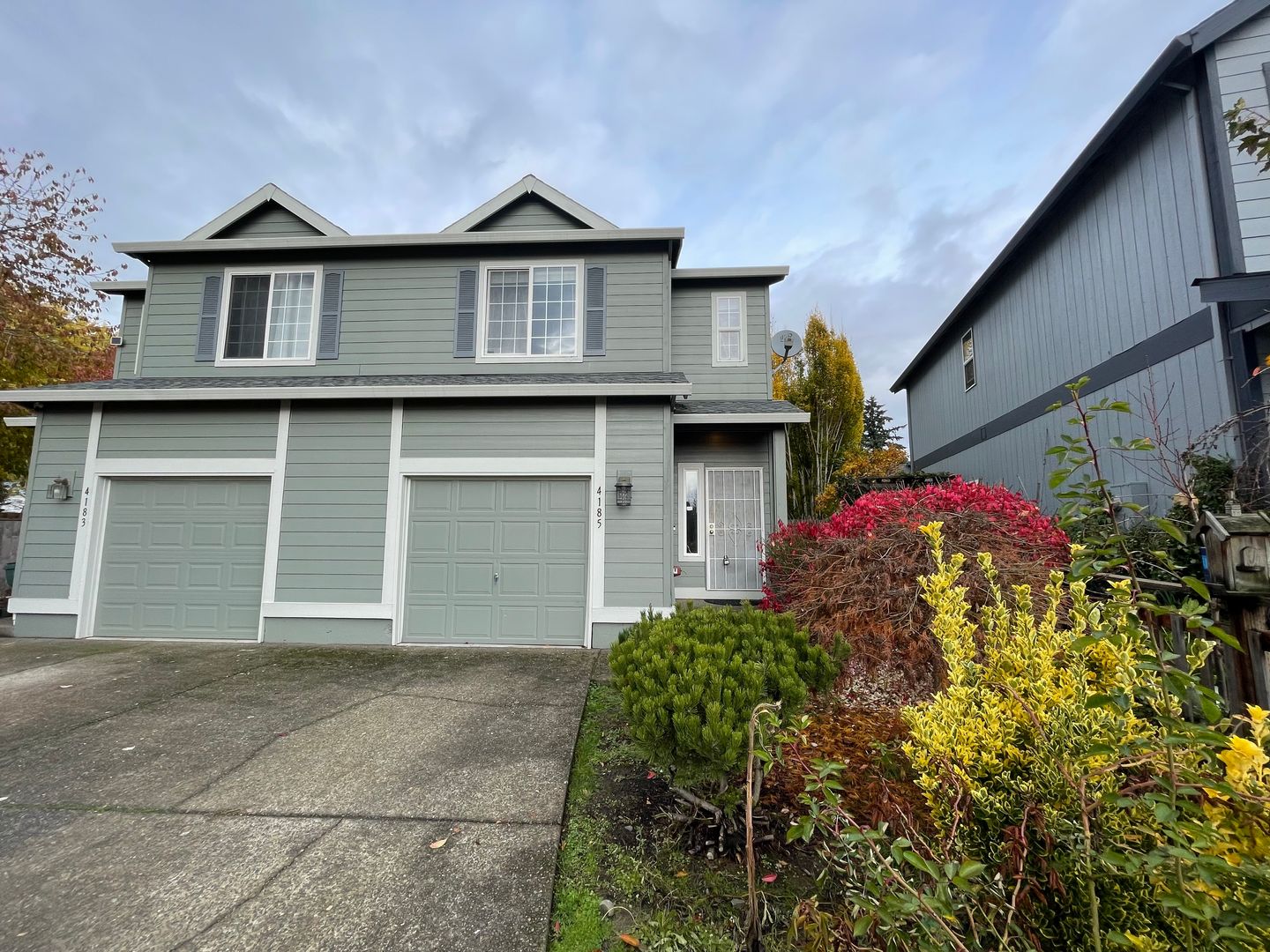 Hillsboro House: 4185 SE Walnut Court