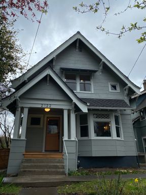3-Bedroom Home in SE Portland – photo 1
