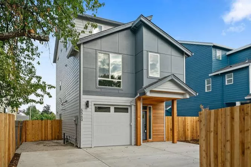 Bright & Beautiful Updated 4 bed, 3.5 bath in the Heart of the Brentwood-Darlington Neighborhoods – photo 1