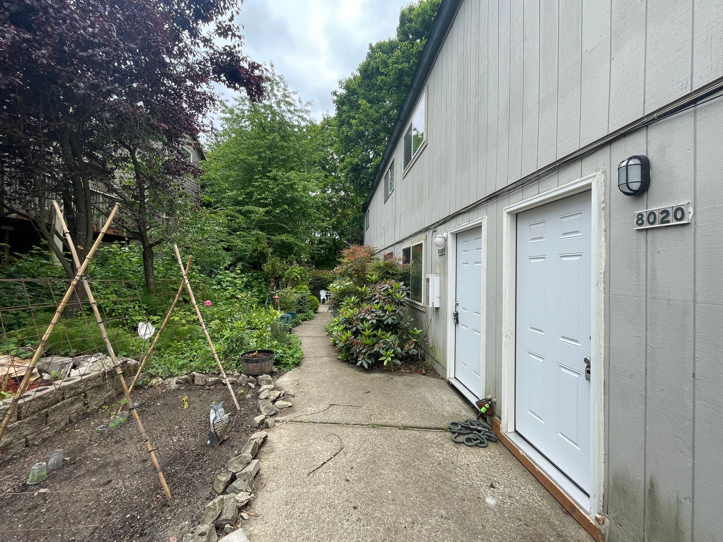 Portland Apartment: 8020 SW 19th Avenue