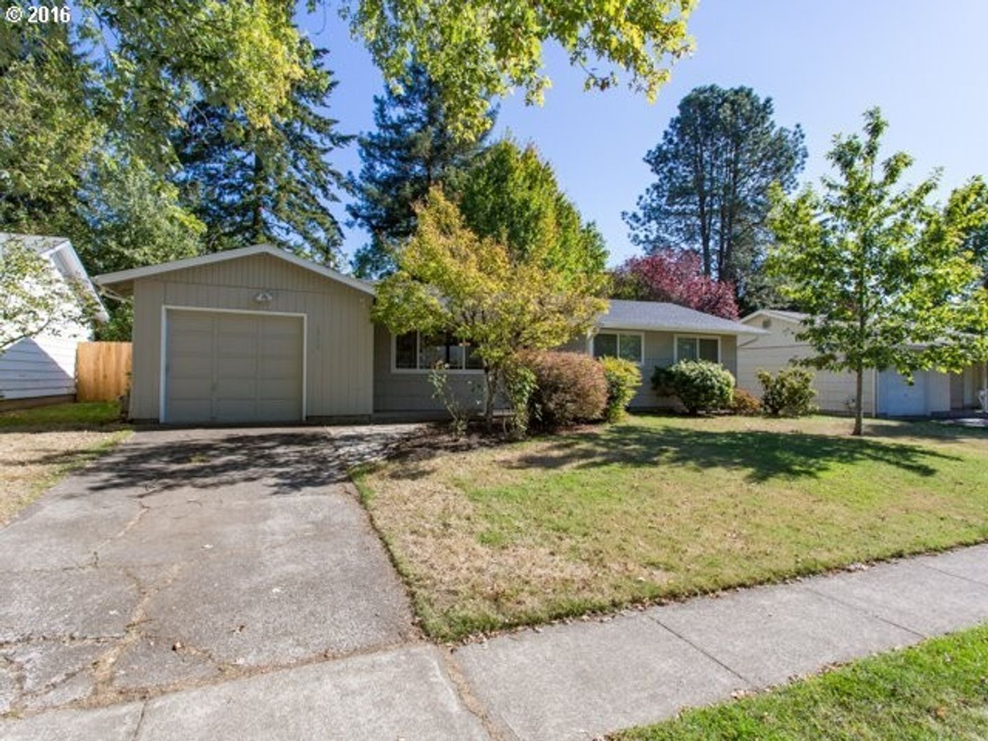 Beaverton House: 2520 SW Edgemoor Avenue