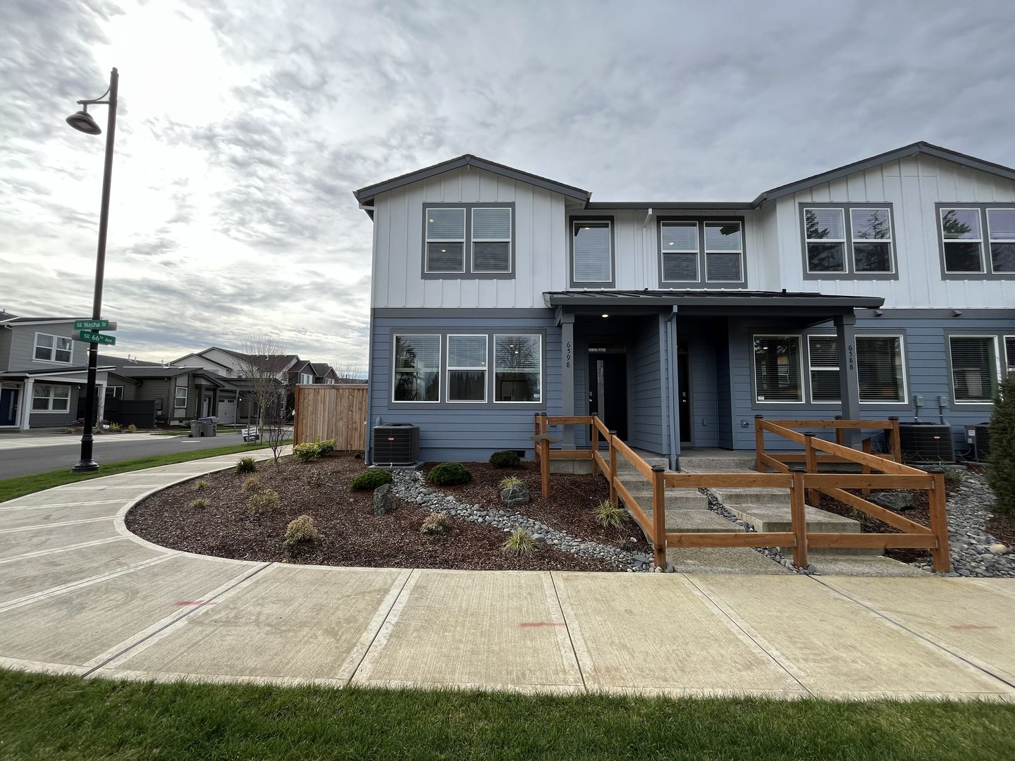 Hillsboro House: 6598 SE Nasha St