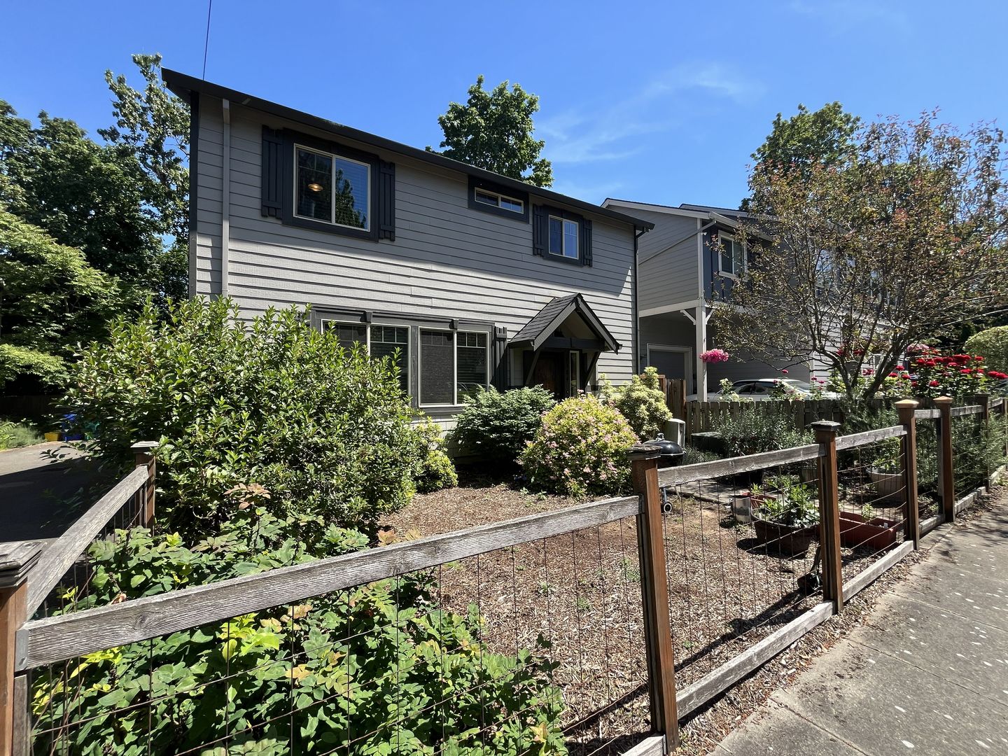 Portland House: 9304 N Macrum Ave