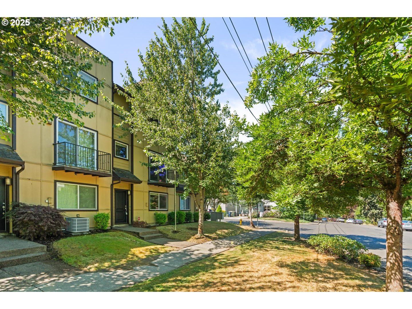 Beaverton House: 2834 SW Tranquility Ter